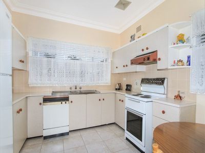 117 Pur Pur Avenue, Lake Illawarra