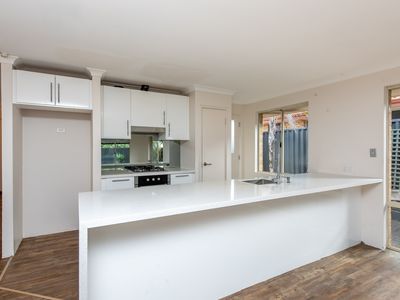 4 Princeton Circle, Alexander Heights