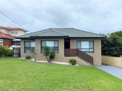 348 Princes Highway, Dapto