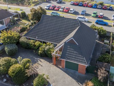 121 Hillcrest Road, Raumati Beach