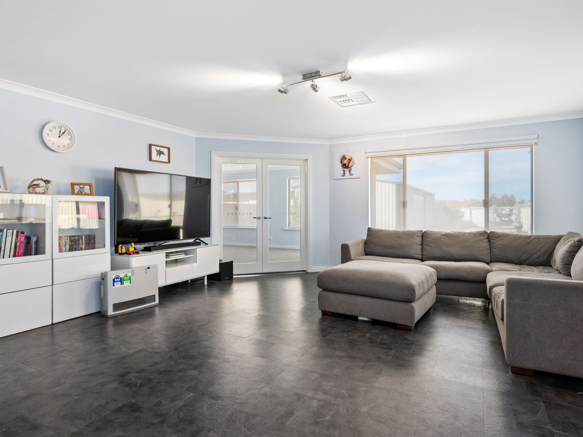 7 Riseberry Way, Somerville