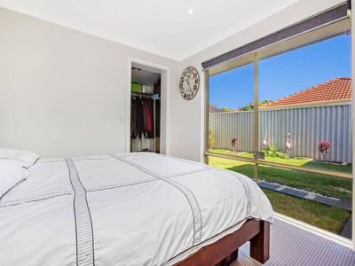 2 / 227 Stock Rd, Palmyra