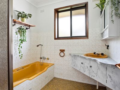 36 Ellengowan Crescent, Fairy Meadow