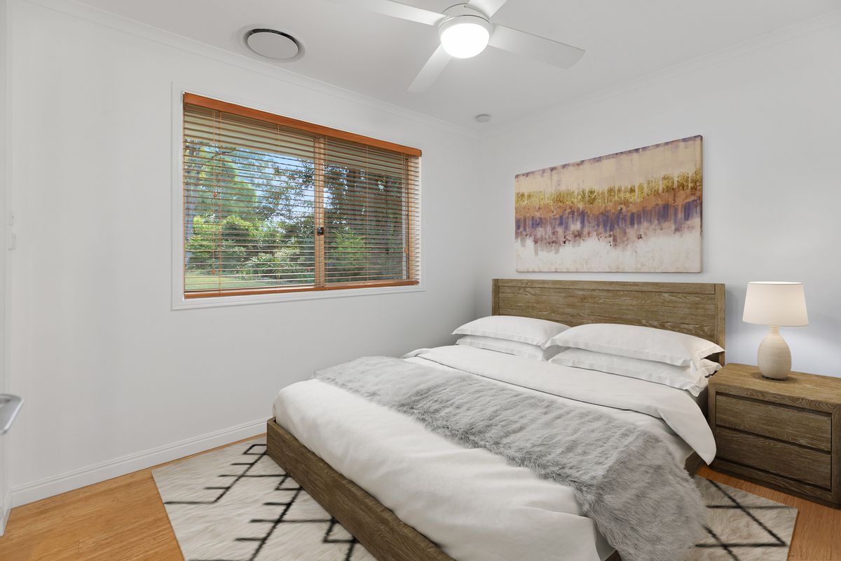 8 Livistona Drive, Doonan