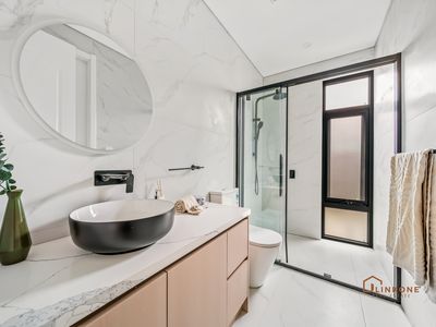 8A Castlereagh Close, Willetton