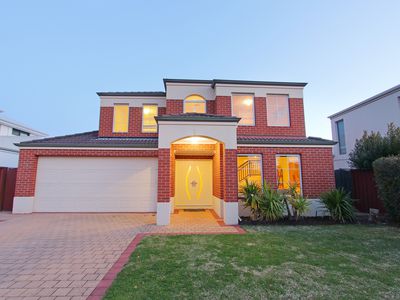 13 Kingsway Gardens, Canning Vale