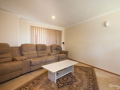 19 Sandhurst Mews, Hampton Park