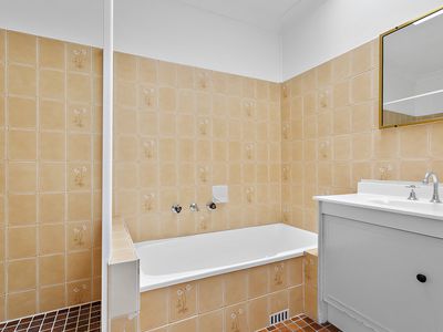 5 / 2 Blackbutt Way, Barrack Heights