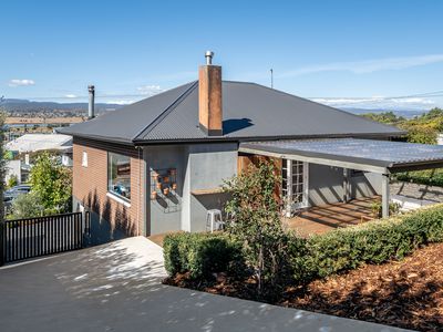 443 West Tamar Road, Riverside