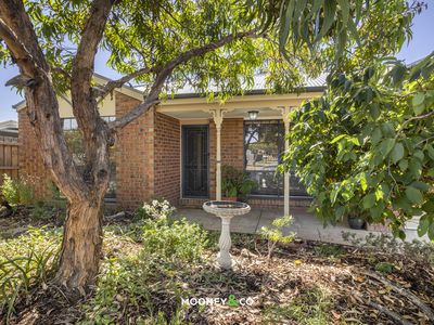 24 Stephellen Way, Cranbourne West