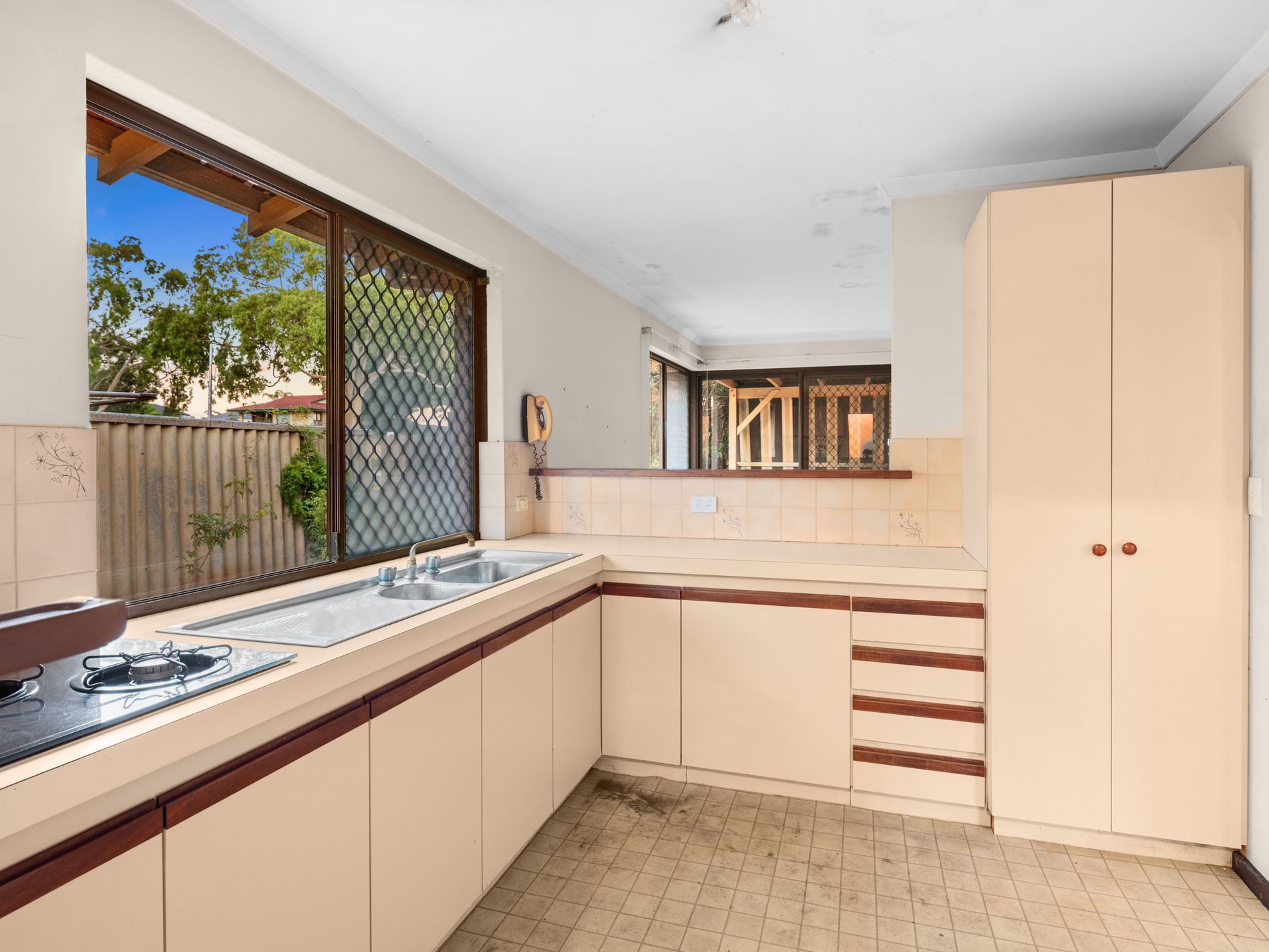 3 / 26 Earlston Way, Booragoon