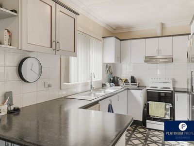 25 Brain Avenue, Lurnea