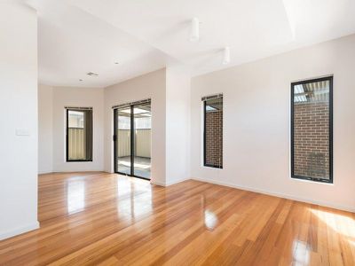 42 Nariel Road, Kings Park
