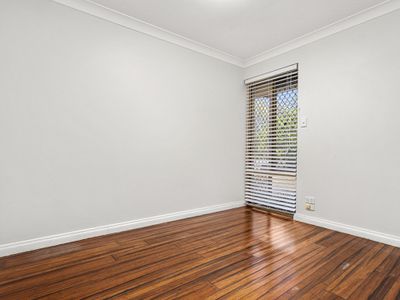 14 Keenan Way, Winthrop