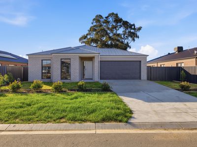 24 Sandalwood Street, Wangaratta