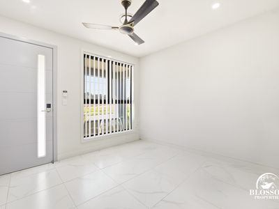 27 Salix Crescent, Marsden Park