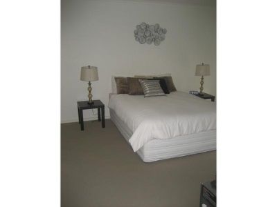 25 Moss Road, Leopold