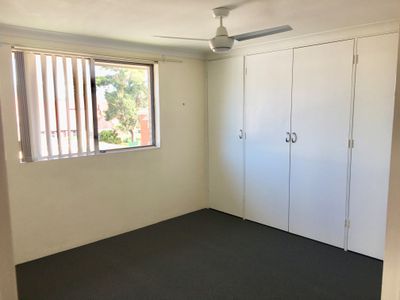 2 Hinton Street, Wollongong
