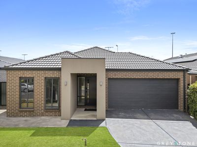 10 Caro Way, Fraser Rise