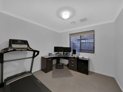 73 Waterman Drive, Clyde