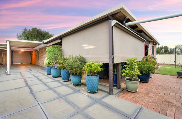 19 Conway Loop, Waikiki