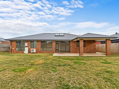 42 Cantwell Drive, Sale