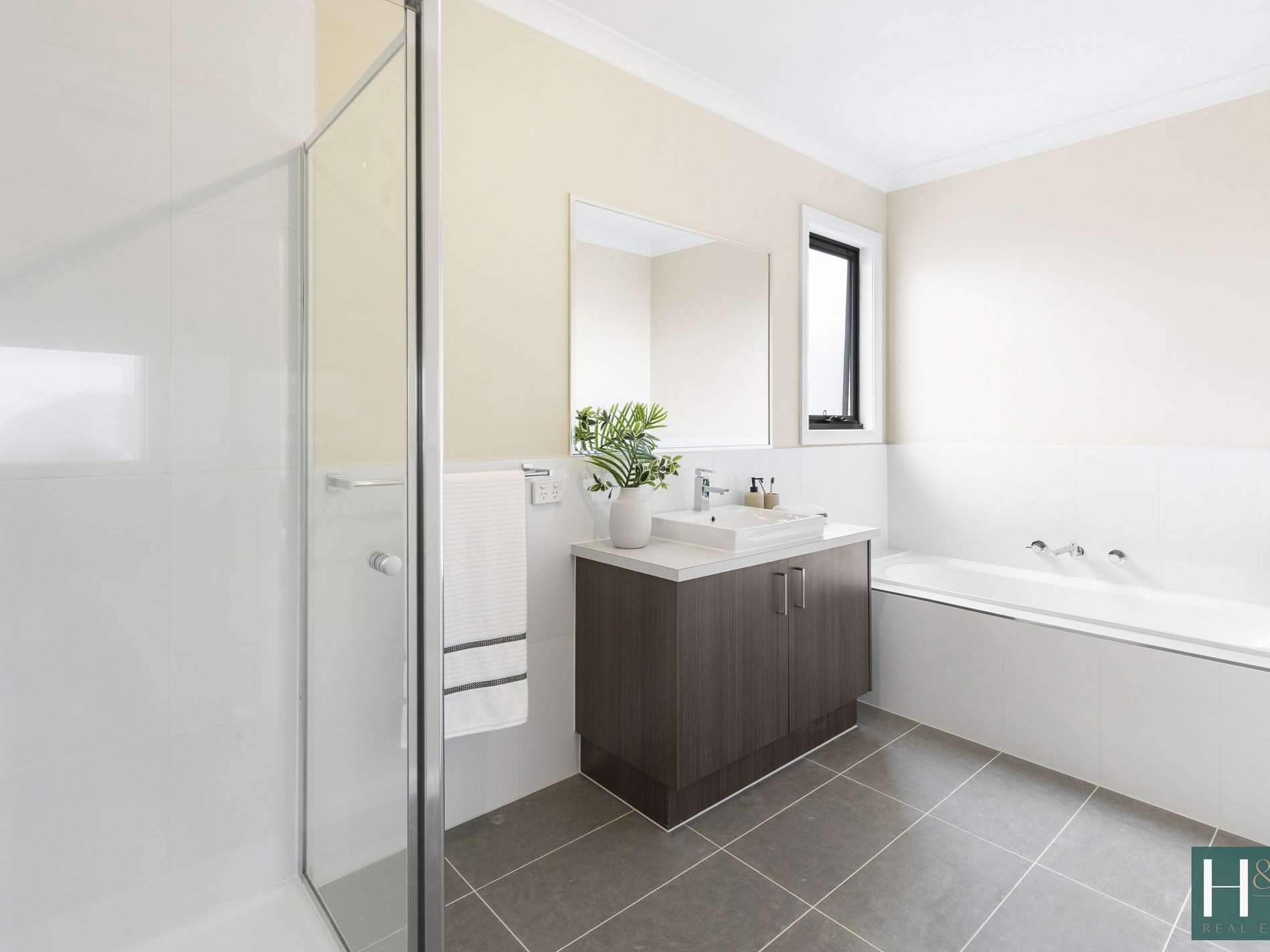 1 / 39 Grandview Street, Glenroy