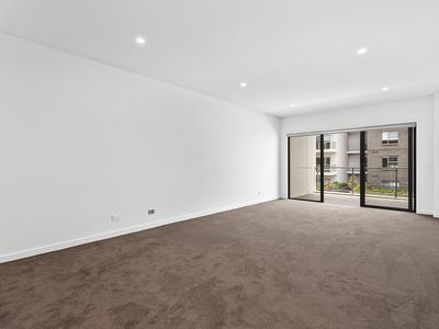 212 / 1 Evelyn Court, Shellharbour City Centre