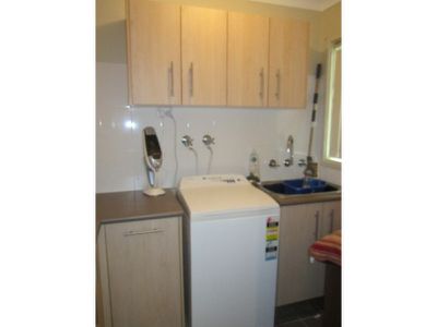 17 Amaroo Avenue, Figtree