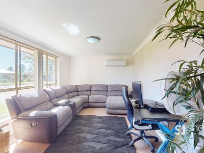 8 Lansdowne Drive, Dubbo