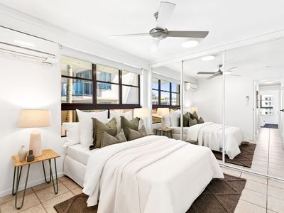 2/18 Marina Walk, Alexandra Headland