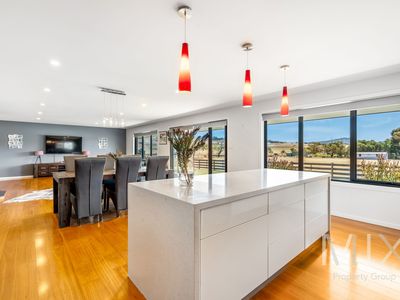 99 Bakers Road, Penna