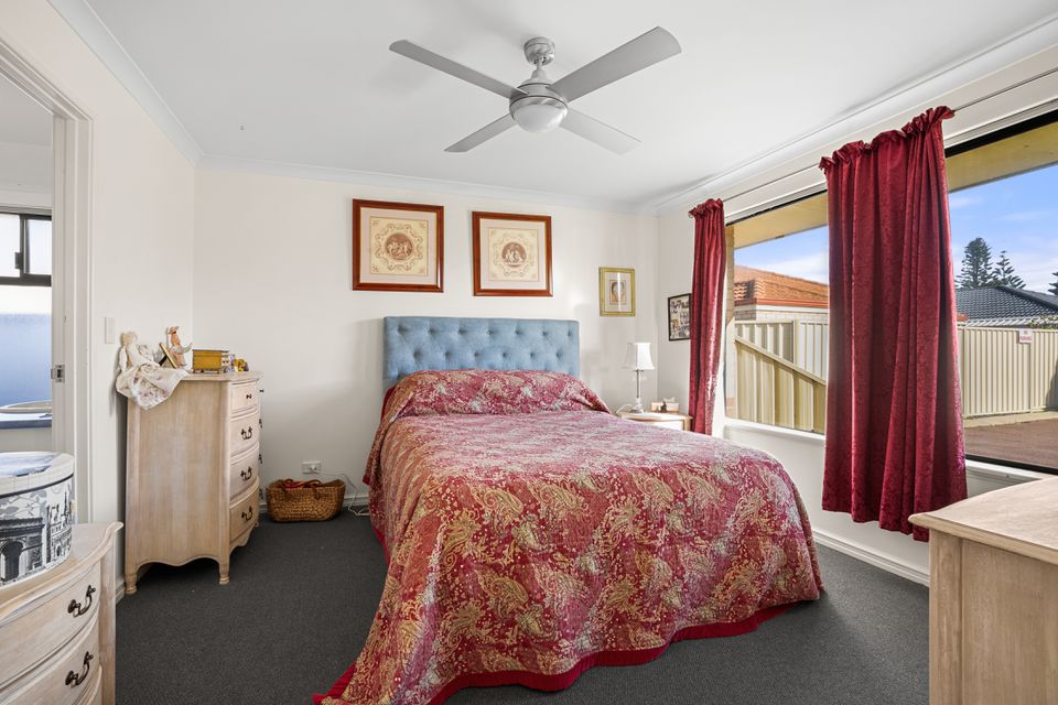 15 / 5 SAINTE MAXIME AVENUE, Port Kennedy