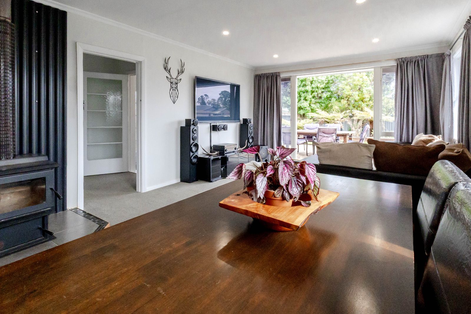 14 Jollie Street