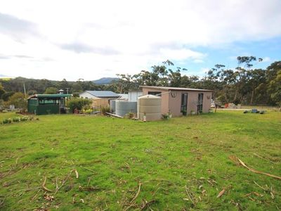 23 Cray Point Parade, Eggs And Bacon Bay