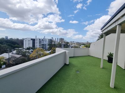 3 / 19 Golding Street, Toowong