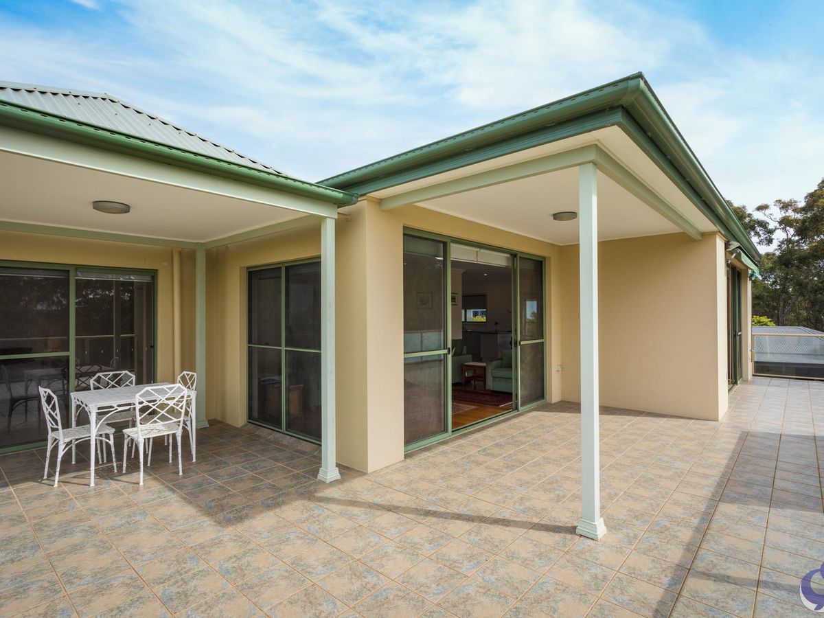 33 Dawn Parade, Kianga Whale Coast Realty