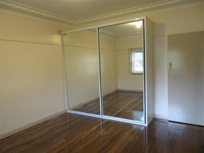 1B Denison Street, Wollongong
