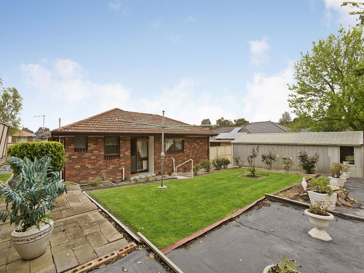 22 Burchall Grove, Dandenong North