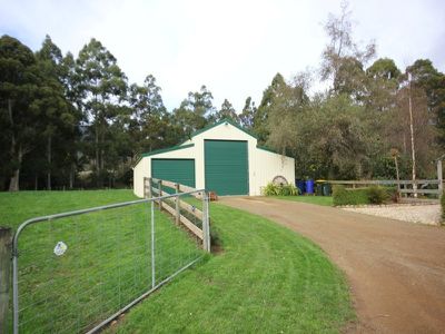 15 Wattle Hill Road, Mountain River