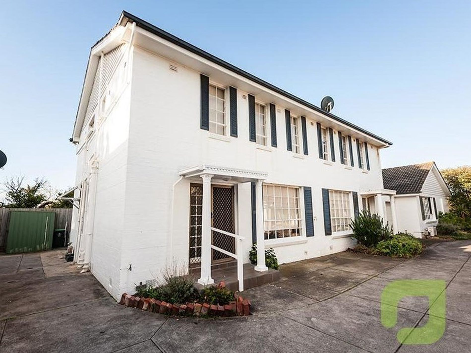 3 / 9-11 Romawi Street, Altona