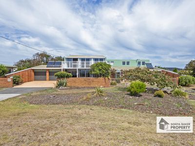 107 Old Bass Highway, Wynyard