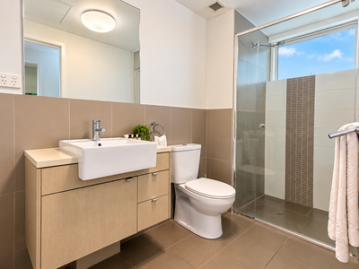 3 / 2-4 Kingsway Place, Townsville City