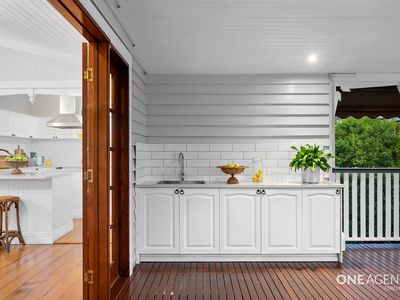 213 Honour Avenue, Chelmer