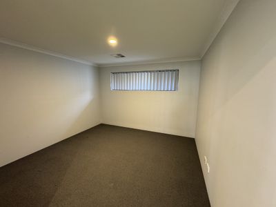 282 Landbeach Boulevard, Alkimos