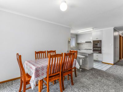 4 / 9B Seventh Street, Millicent