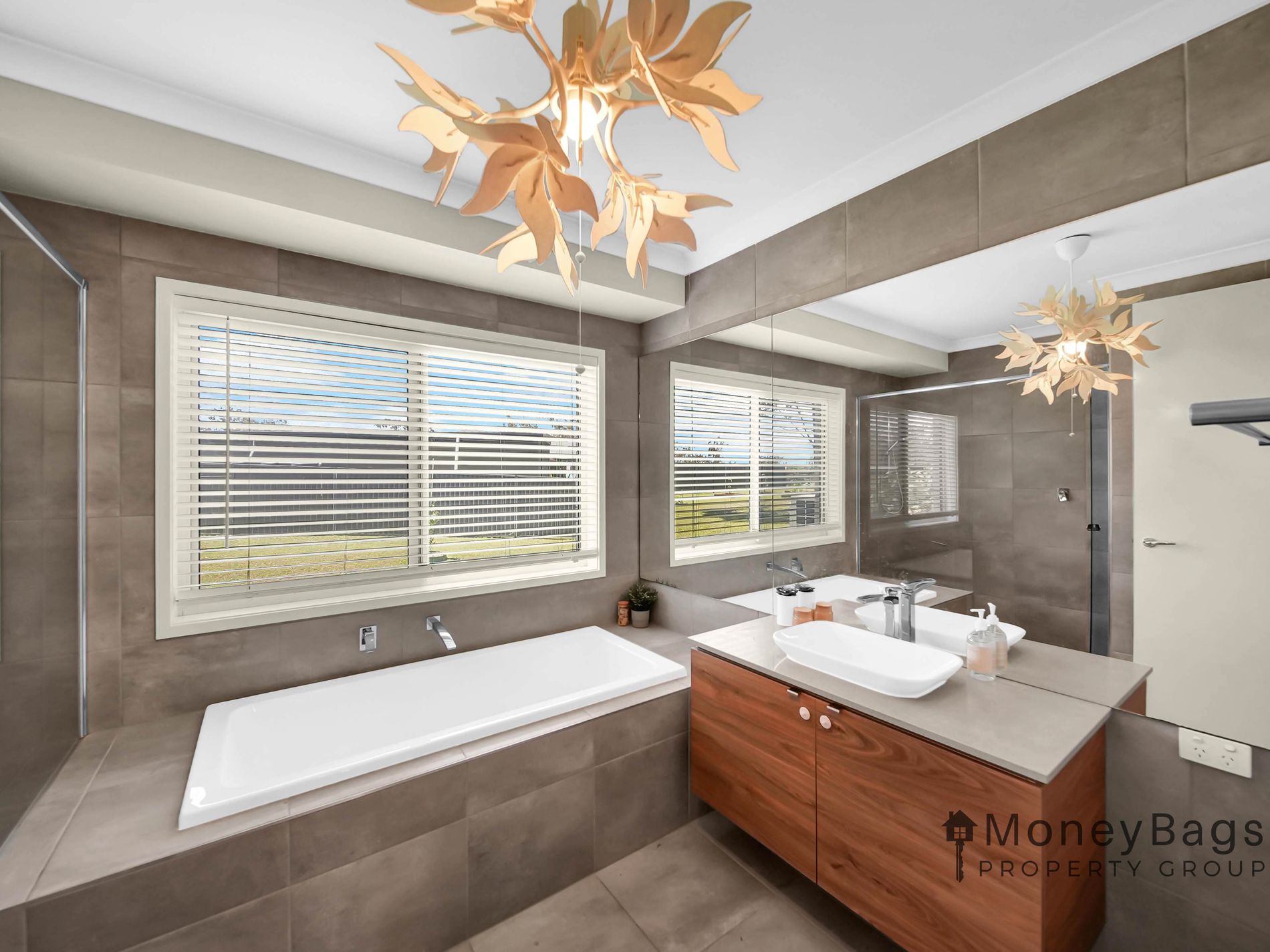 156-160 Bottlebrush Drive, Jimboomba