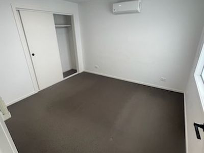 2 / 17 Greensborough Road, Rosanna