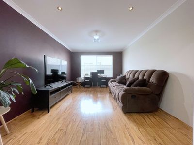 29 Strathclyde Circuit, Champion Lakes