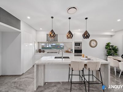 6 Meadows Road, Cabramatta West